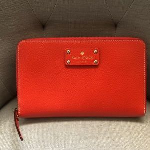 Kate Spade Travel Wallet